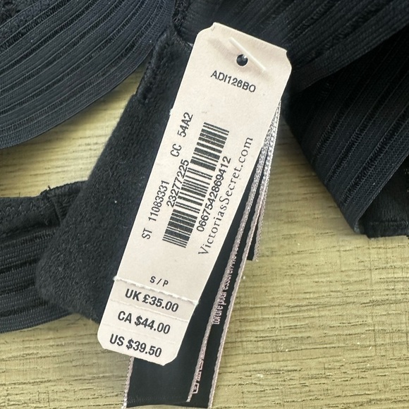 Victorias Secret Very Sexy High Neck Keyhole black Bralette size small NWT - Picture 3 of 4